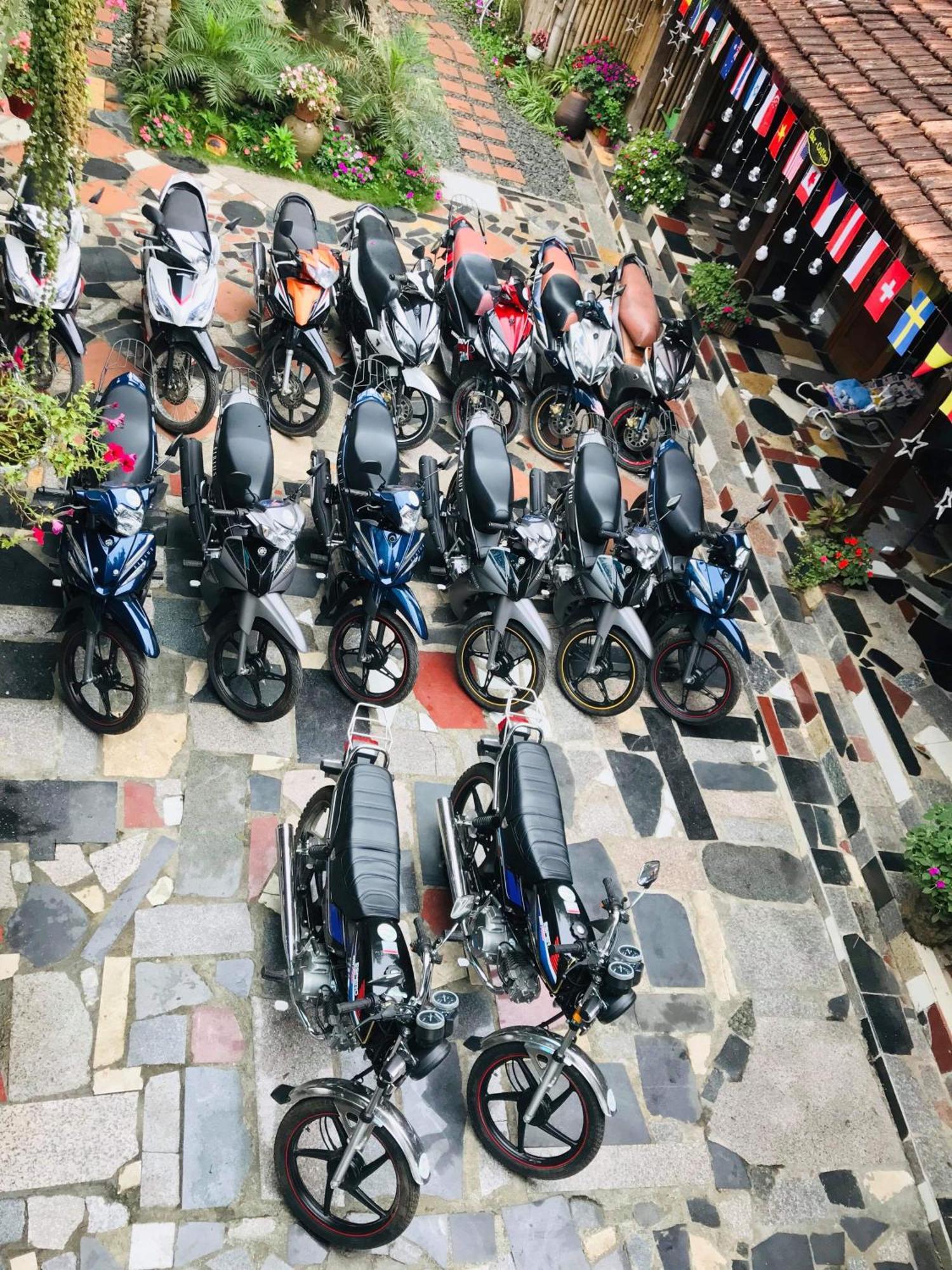 Green Hill Hostel & Tour Ha Giang Dış mekan fotoğraf