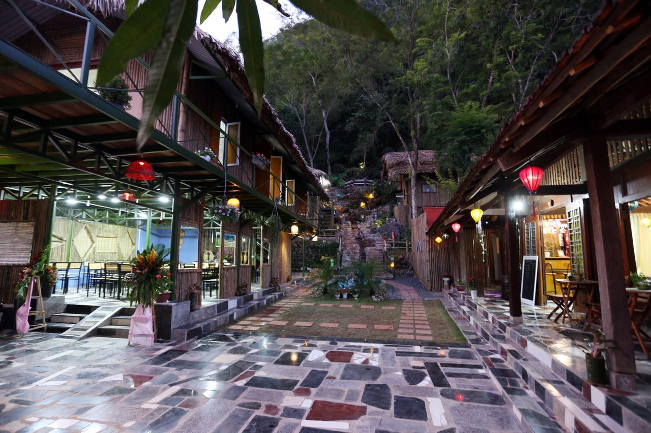Green Hill Hostel & Tour Ha Giang Dış mekan fotoğraf