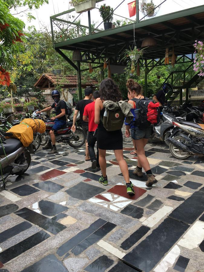 Green Hill Hostel & Tour Ha Giang Dış mekan fotoğraf