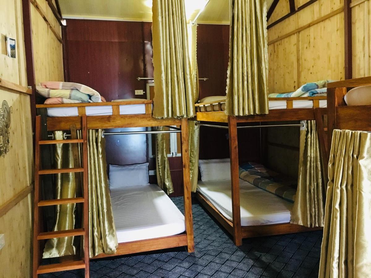 Green Hill Hostel & Tour Ha Giang Dış mekan fotoğraf