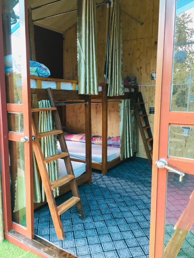 Green Hill Hostel & Tour Ha Giang Dış mekan fotoğraf